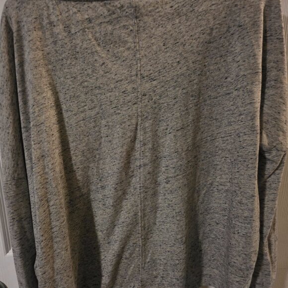 Fanatics Loose Off the Shoulder Chicago Cubs Long Sleeve Shirt - Large - NWOT - Picture 2 of 4